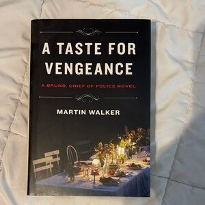 Elegant Black and White Dining Table Book